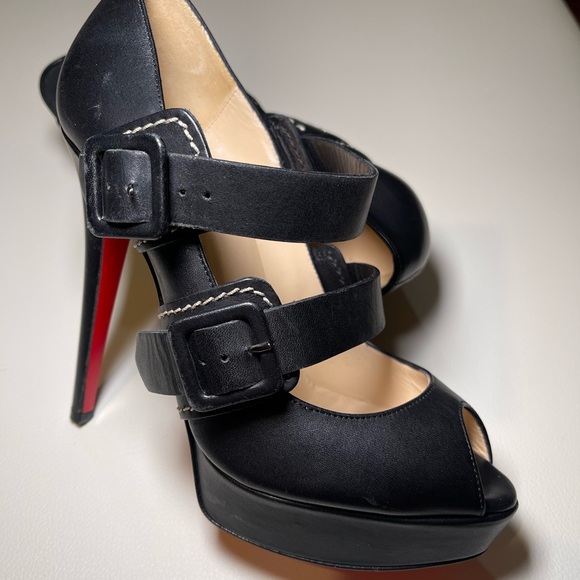 CHRISTIAN LOUBOUTIN CALF LEATHER PUMPS - AUTHENTIC - Picture 3 of 6